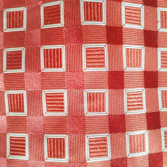 VTG Tommy Hilfiger 100% Silk Tie Red Blue Squares - Picture 3 of 8